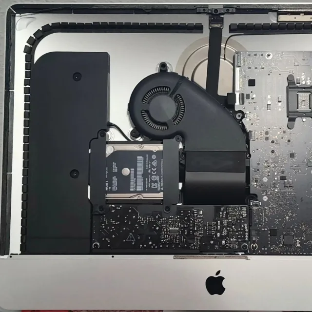 Mantenimiento interno + Ampliación de memoria ram 64gb +  SSD 1TB + Instalación Sonoma#imac
#apple
#reparacionespcs
#mantenimientointerno
#macosSonoma
#ram64gb
#1tbssd